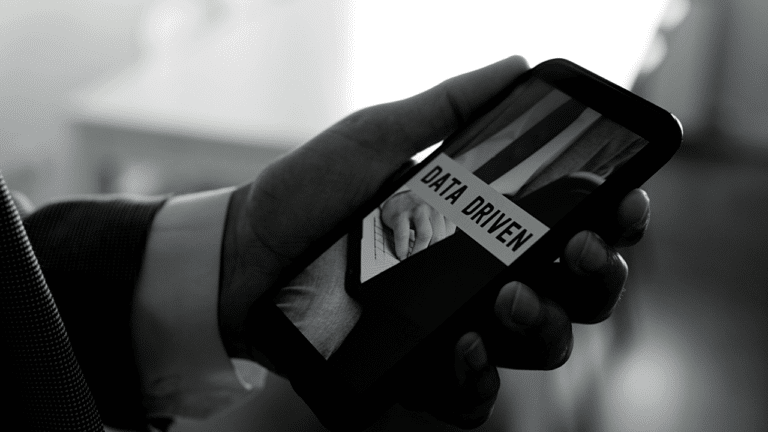 Data-Driven Sales Enablement 10 Must-Haves for Today's Modern Seller