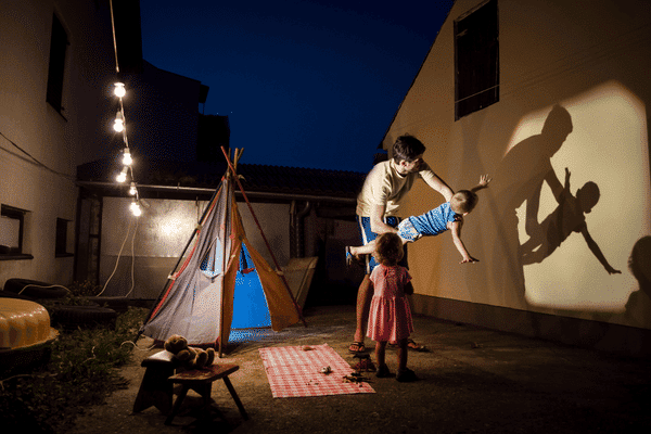 The Power of Storytelling in Marketing: What It Is and How to Make It Work for Your Brand 2 What Is Storytelling, and How Does It Apply to Marketing?